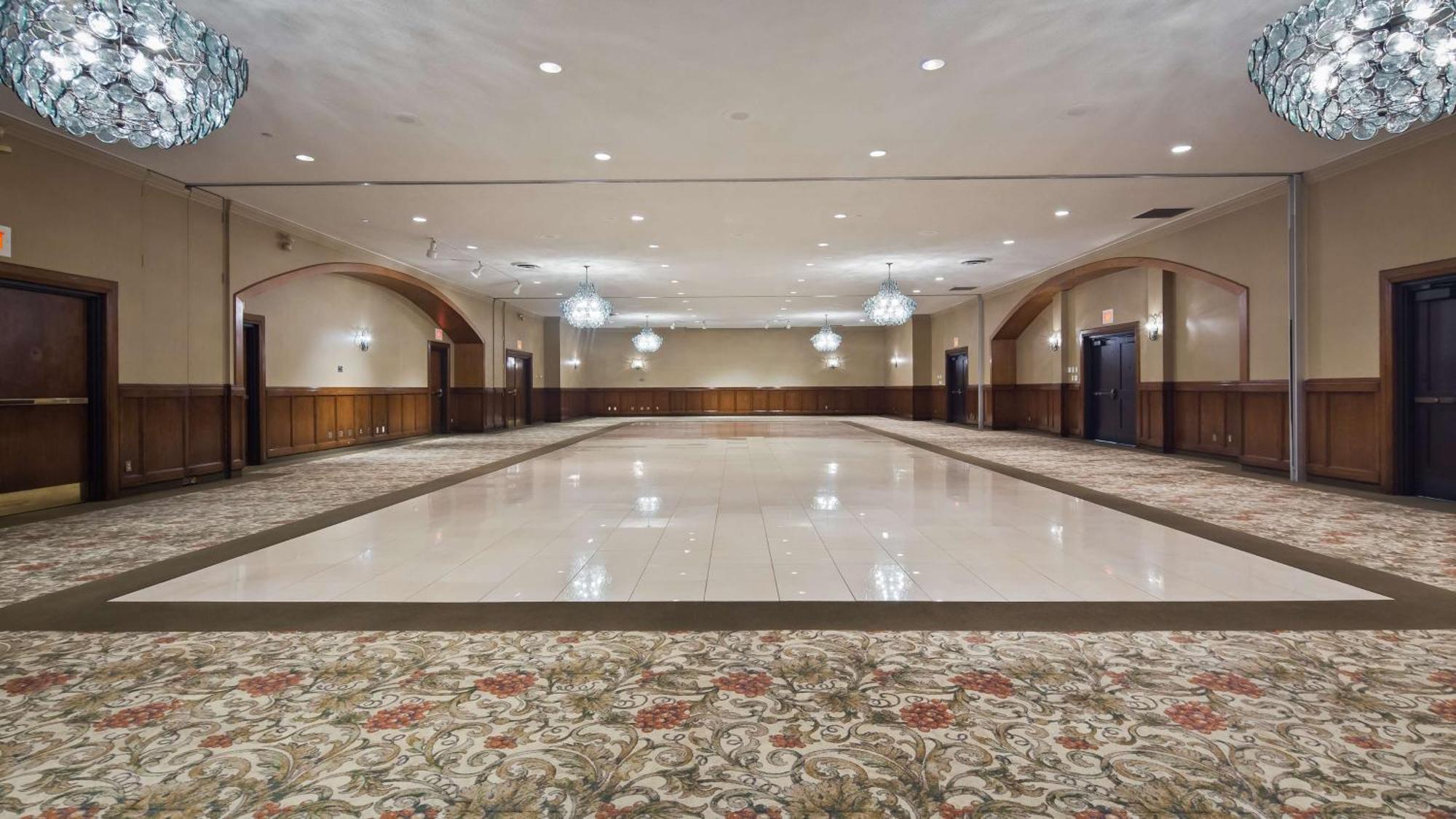Best Western Plus Lamplighter Inn & Conference Centre Лондон Екстериор снимка