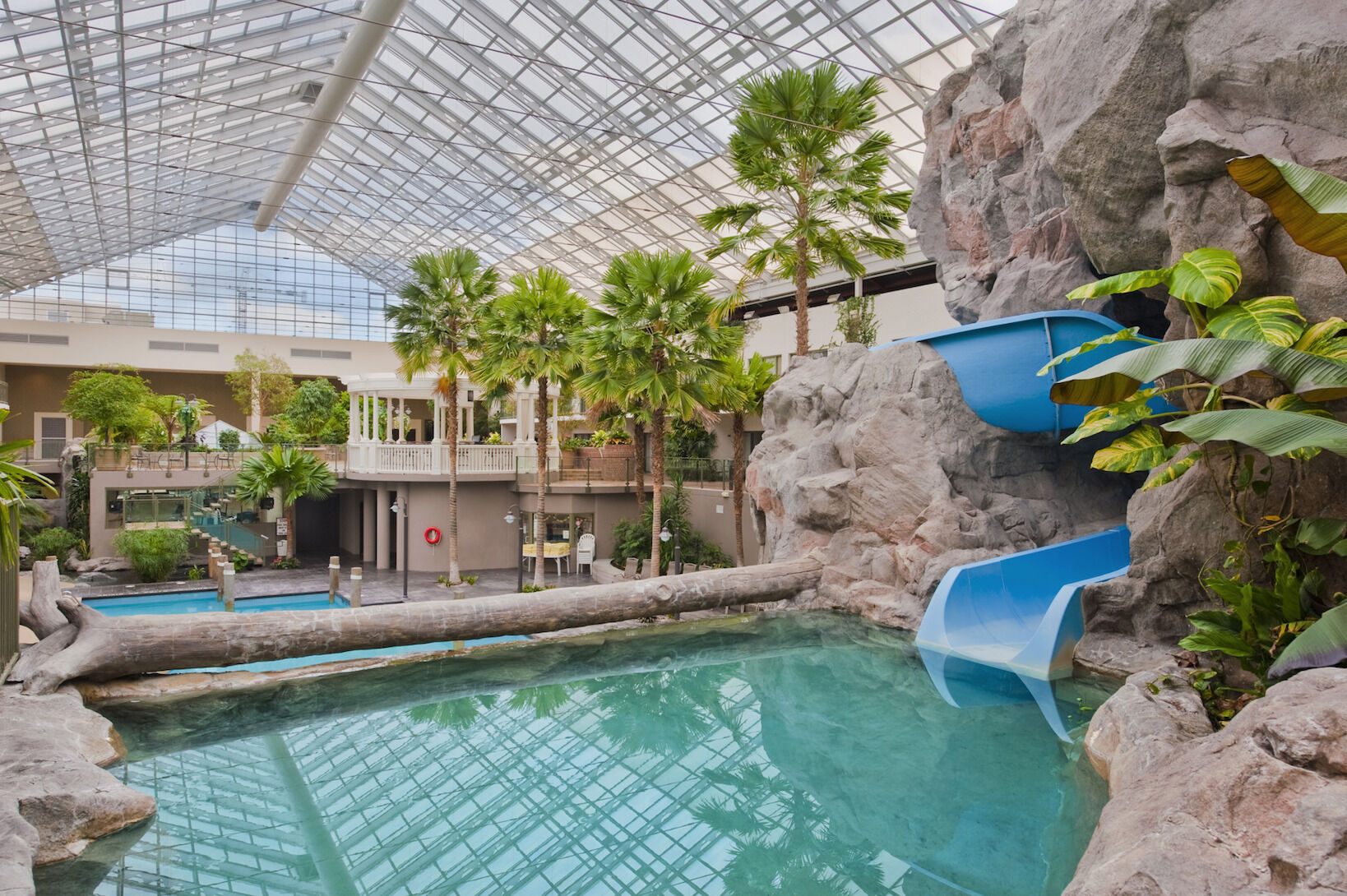 Best Western Plus Lamplighter Inn & Conference Centre Лондон Екстериор снимка